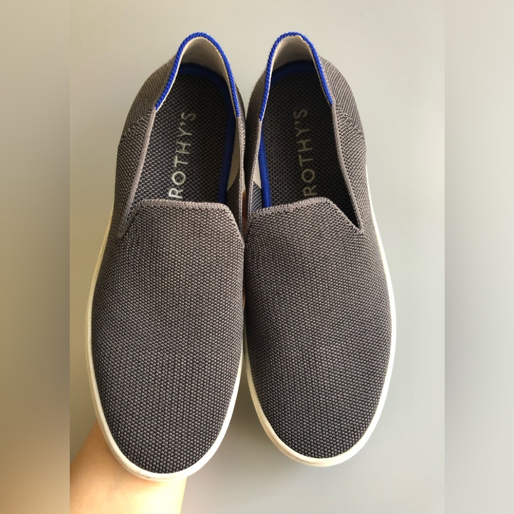 Rothy’s The Original Slip On Sneaker Grey
Size: US W6.5